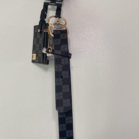 Steve Madden Black/Gray 2-1 belt with credit card holder size small 38” length - Picture 3 of 5